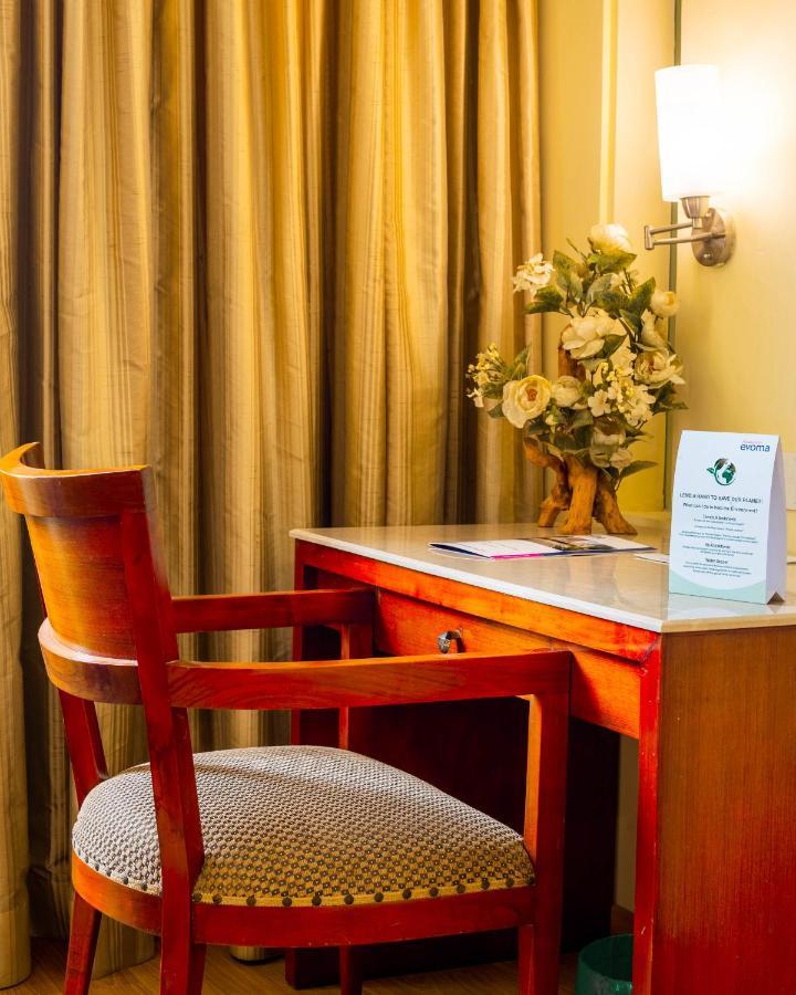 Hotel Evoma Bengaluru Zewnętrze zdjęcie