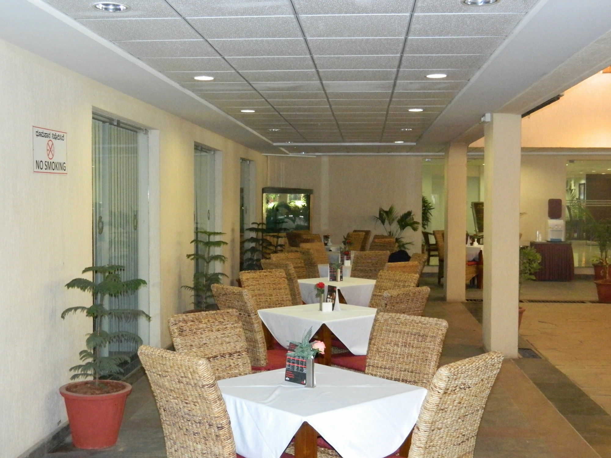 Hotel Evoma Bengaluru Zewnętrze zdjęcie