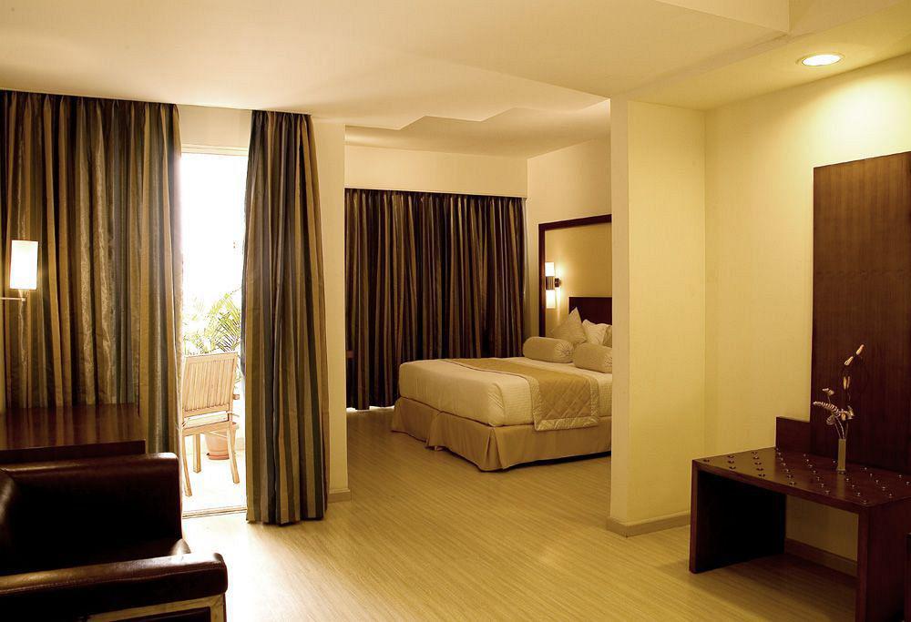 Hotel Evoma Bengaluru Zewnętrze zdjęcie